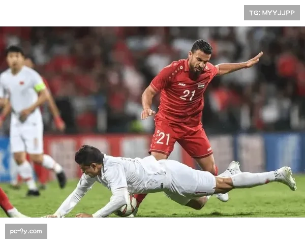 朗斯后卫萨尔拦截王，防守数据领跑法甲